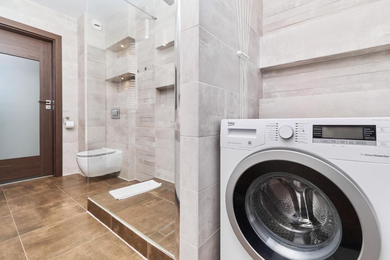 Architektow Avenue Arena Apartment Free Parking By Renters วรอตซวาฟ ภายนอก รูปภาพ